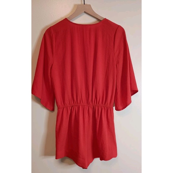 Umgee Red Scallop Wrap Romper Bell Sleeve‎ Elastic Waist Boho Chic Size Small - Picture 7 of 15